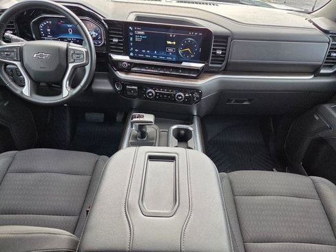 Used 2022 Chevrolet Silverado 1500 LT Trail Boss w/ Convenience Package II image 36