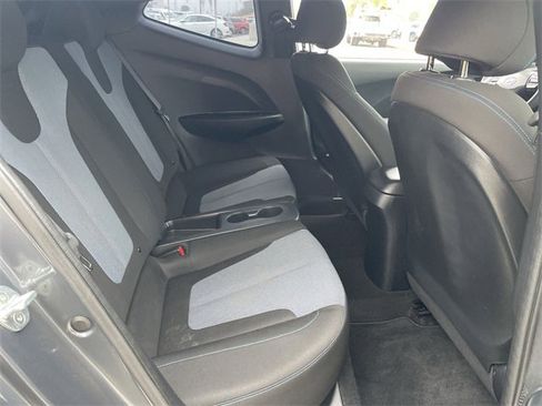 Used 2019 Hyundai Veloster 2.0 image 24