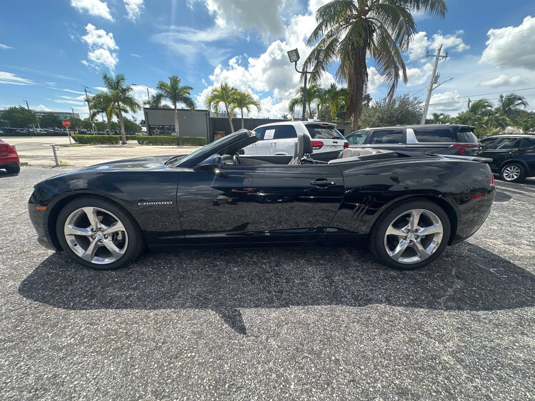 Used 2015 Chevrolet Camaro LT w/ RS Package RWD image 3