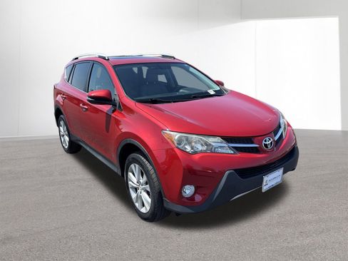 Used 2013 Toyota RAV4 Limited AWD/4WD image 2