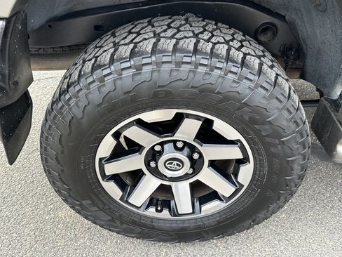 Used 1999 Toyota 4Runner Limited image 37