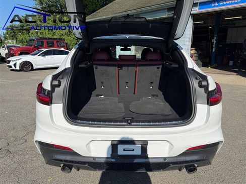 Used 2021 BMW X4 xDrive30i AWD/4WD image 19