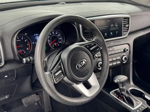 Used 2021 Kia Sportage LX AWD/4WD image 35