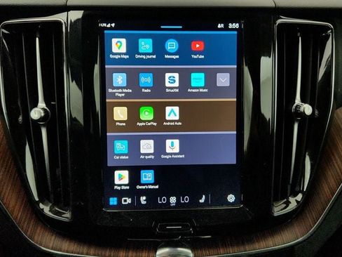 Used 2024 Volvo XC60 B5 Plus w/ Climate Package image 17