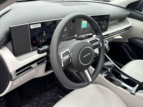 New 2026 Hyundai Tucson SEL image 16