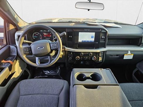 New 2026 Ford F250 XL w/ STX Appearance Package AWD/4WD image 11
