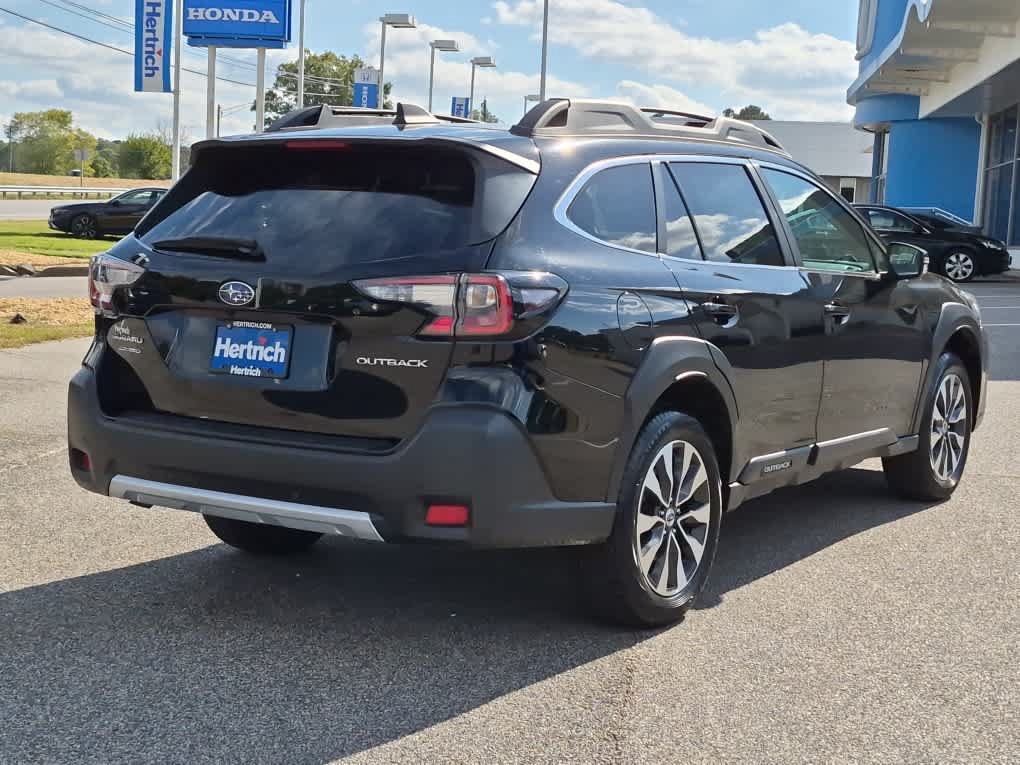 Used 2025 Subaru Outback Limited AWD/4WD image 4