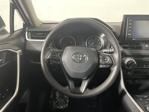 Certified 2021 Toyota RAV4 XLE w/ Convenience Package AWD/4WD image 13