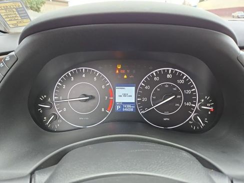 Used 2019 Nissan Armada Platinum image 16