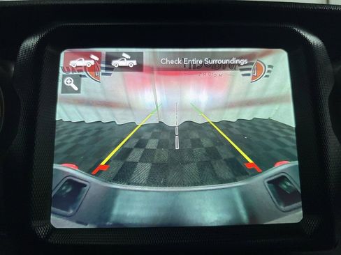 Used 2022 Jeep Gladiator Mojave w/ Cold Weather Group AWD/4WD image 29