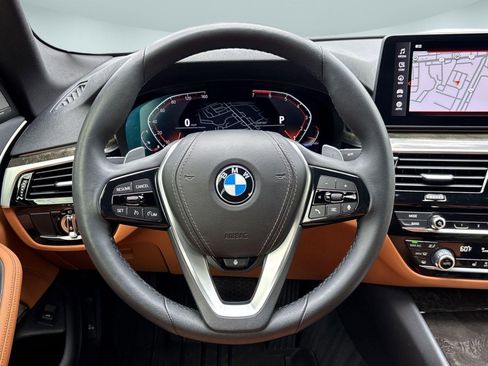 Certified 2023 BMW 530i xDrive w/ Premium Package AWD/4WD image 17