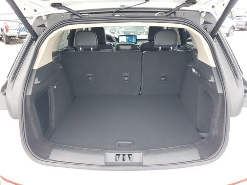 New 2026 Lincoln Corsair Premiere image 29