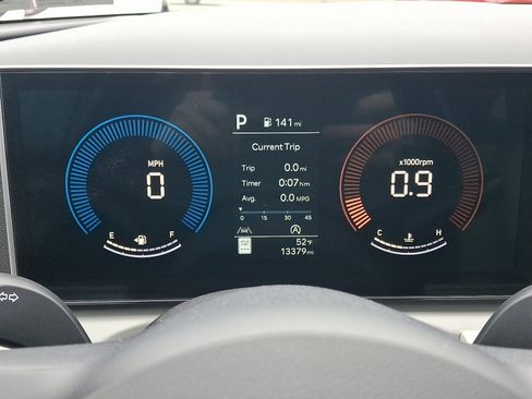 Certified 2025 Hyundai Tucson SE image 20