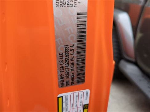 New 2025 Jeep Gladiator Sport image 37