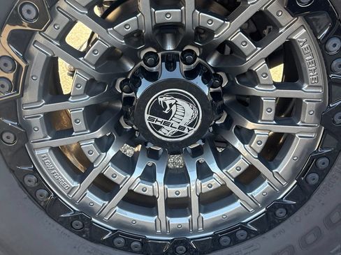 Used 2024 Ford F250 Lariat w/ Lariat Ultimate Package AWD/4WD image 10