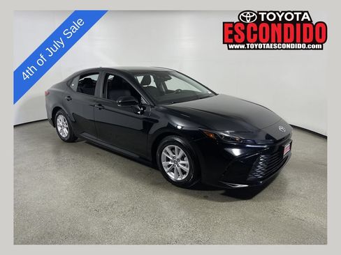 Certified 2025 Toyota Camry LE FWD image 1