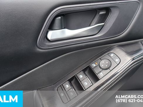 Used 2024 Nissan Rogue SV FWD image 16
