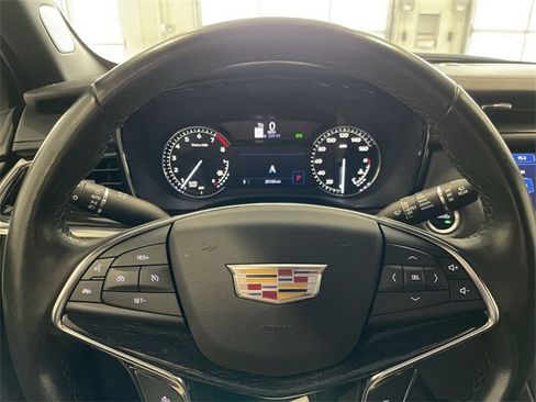 Certified 2023 Cadillac XT5 Premium Luxury image 17