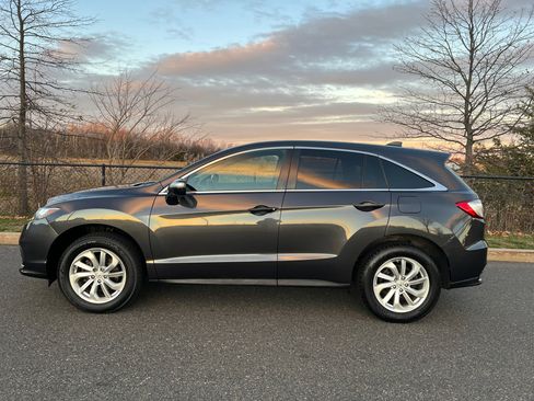 Used 2016 Acura RDX AWD w/ Technology Package image 4