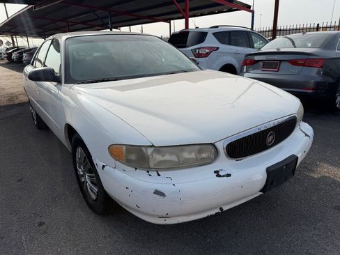 Used 2004 Buick Century Custom image 2