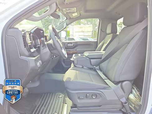 New 2026 GMC Sierra 3500 SLE AWD/4WD image 8