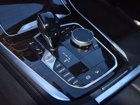 Used 2019 BMW X5 xDrive40i w/ M Sport Package image 30