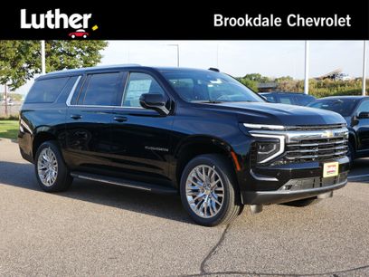 New 2026 Chevrolet Suburban LT w/ Comfort Package