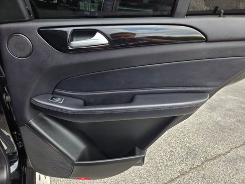 Used 2019 Mercedes-Benz GLE 43 AMG 4MATIC image 26