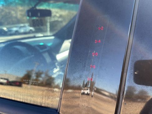 Used 2017 Ford Explorer XLT w/ Equipment Group 202A image 10