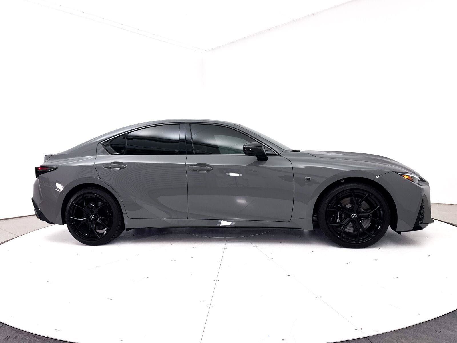 Used 2025 Lexus IS 500 RWD image 43