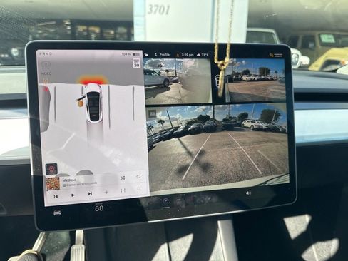 Used 2023 Tesla Model Y Long Range image 13