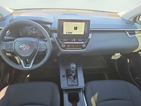 New 2026 Toyota Corolla Cross LE image 5