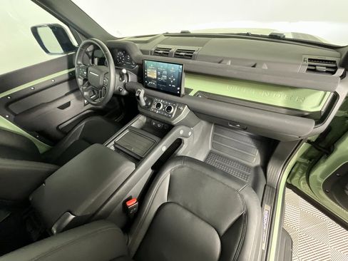 Certified 2023 Land Rover Defender 110 75th Limited Edition image 20