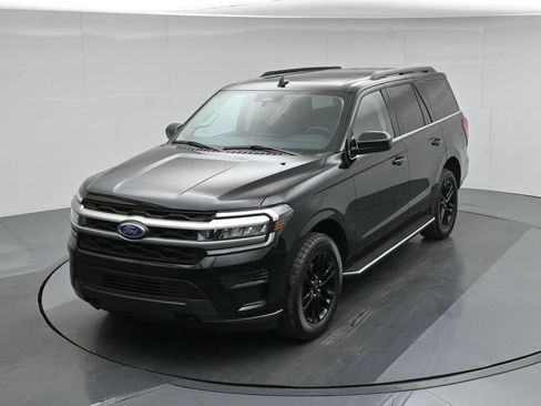 Used 2023 Ford Expedition XLT image 41