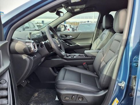 New 2026 Chevrolet Equinox LT w/ Convenience Package II image 12