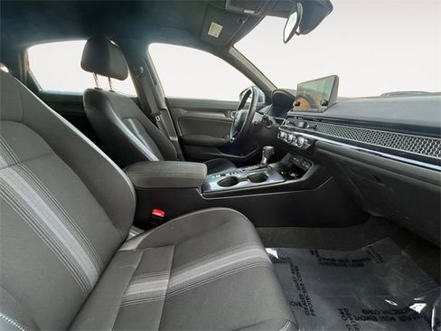 Used 2023 Honda Civic Sport image 14