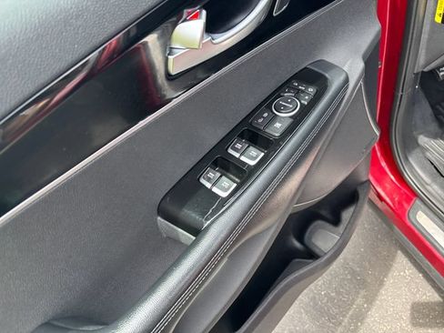 Used 2018 Kia Sorento SX AWD/4WD image 11