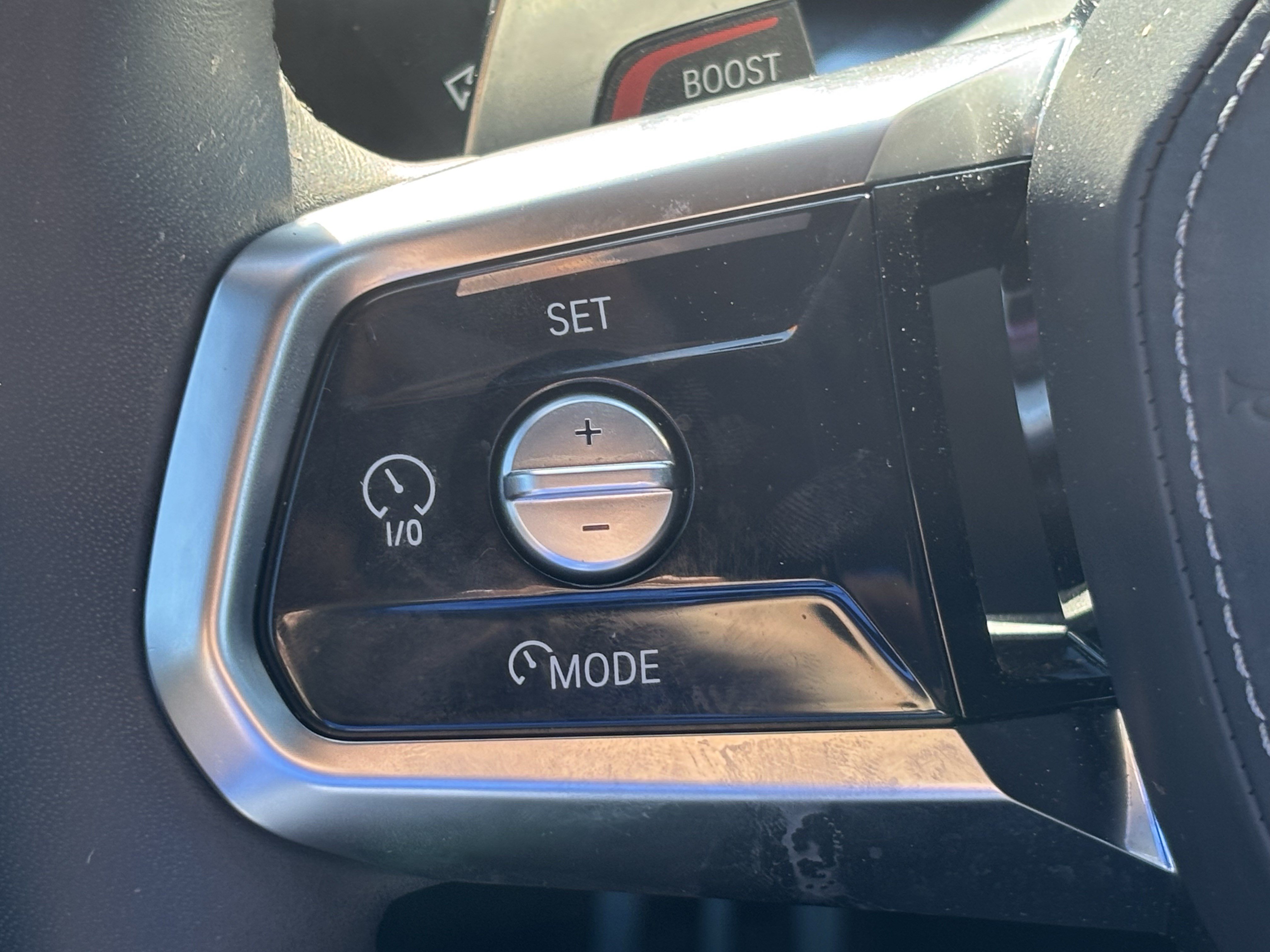 Certified 2024 BMW 750e xDrive w/ Executive Package AWD/4WD image 19