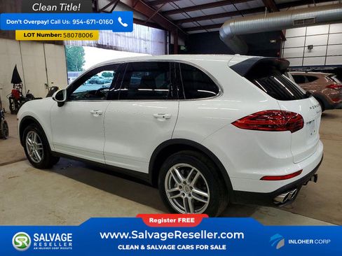Used 2015 Porsche Cayenne S AWD/4WD image 3