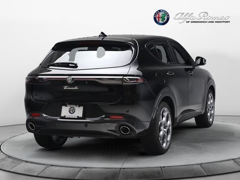Used 2024 Alfa Romeo Tonale Veloce AWD/4WD image 9