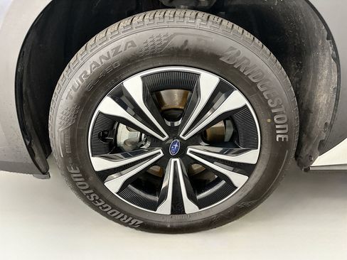 Used 2023 Subaru Solterra AWD image 35
