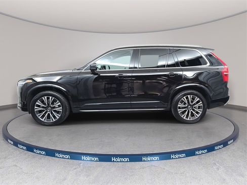 Used 2020 Volvo XC90 T5 Momentum w/ Protection Package Premier image 9