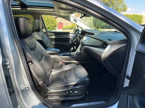 Used 2018 Cadillac XT5 Premium Luxury image 25