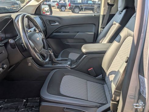 Used 2022 Chevrolet Colorado Z71 image 16