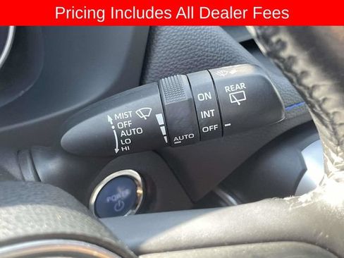 Used 2019 Toyota RAV4 XSE AWD/4WD image 32