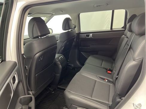 Used 2025 Hyundai Santa Fe SEL image 23