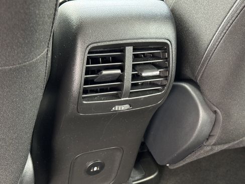 Used 2025 Ford Escape Active FWD image 12