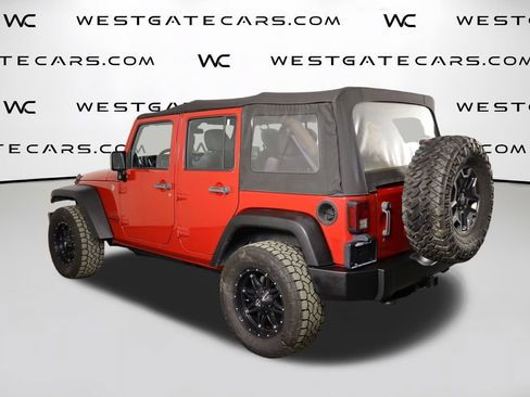 Used 2014 Jeep Wrangler Unlimited Sport w/ Connectivity Group AWD/4WD image 32