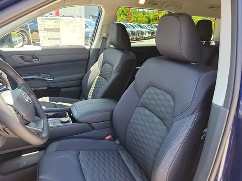 New 2026 Nissan Pathfinder SV AWD/4WD image 17