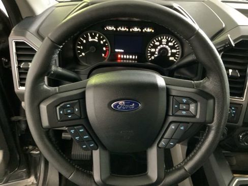 Used 2016 Ford F150 XLT w/ Equipment Group 302A Luxury AWD/4WD image 15
